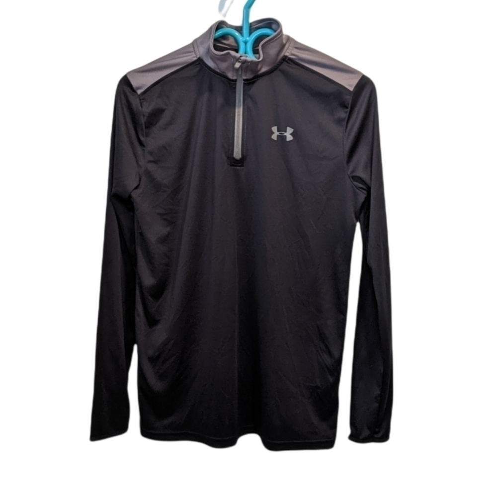 2/$20 Under Armour Boy’s Black Zip Up Long Sleeve Shirt  XL